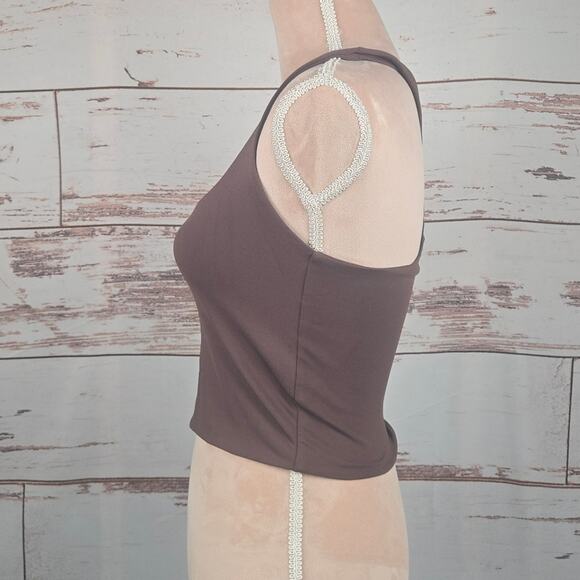 Aritzia Babaton Scoop Neck Racerback Cropped Tank Brown Size Medium - Picture 2 of 6